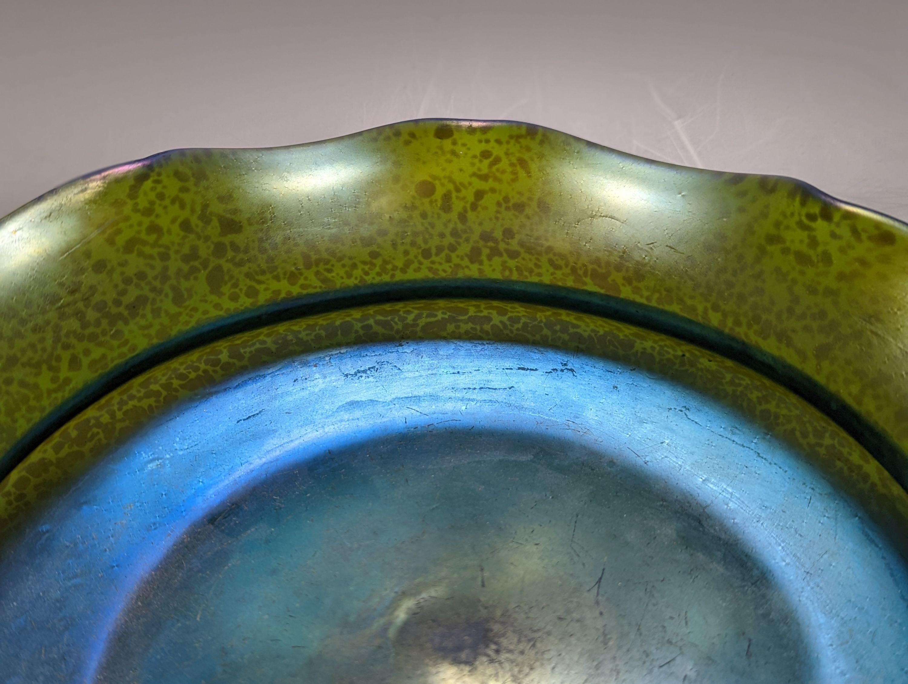 An Austrian iridescent glass bowl, probably Loetz, c.1910, diam. 26.5cm - Image 2 of 4