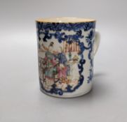 A Chinese export famille rose mug, Qianlong period, H. 11.5cm