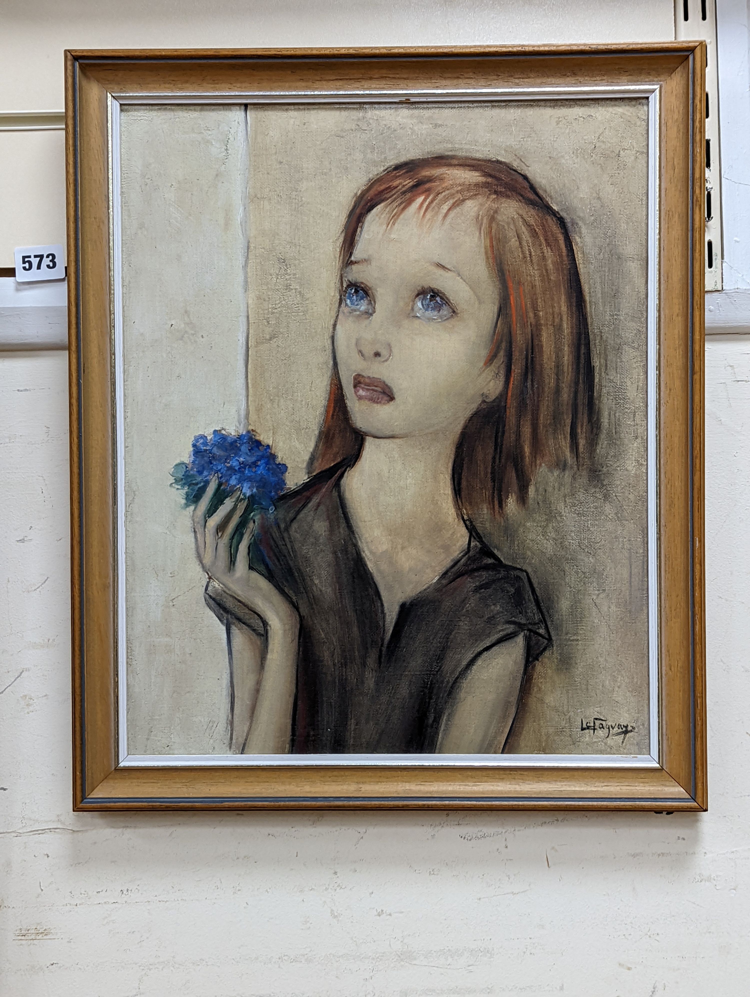 Le Faguays, oil on canvas, Girl holding a posy of flowers, signed, 40 x 32cm - Image 2 of 4