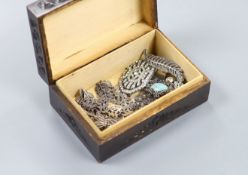 Mixed sterling and marcasite jewellery and other costume jewellery.