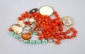 Mixed Victorian and later jewellery including cameo brooches, simulated jade bracelet etc.