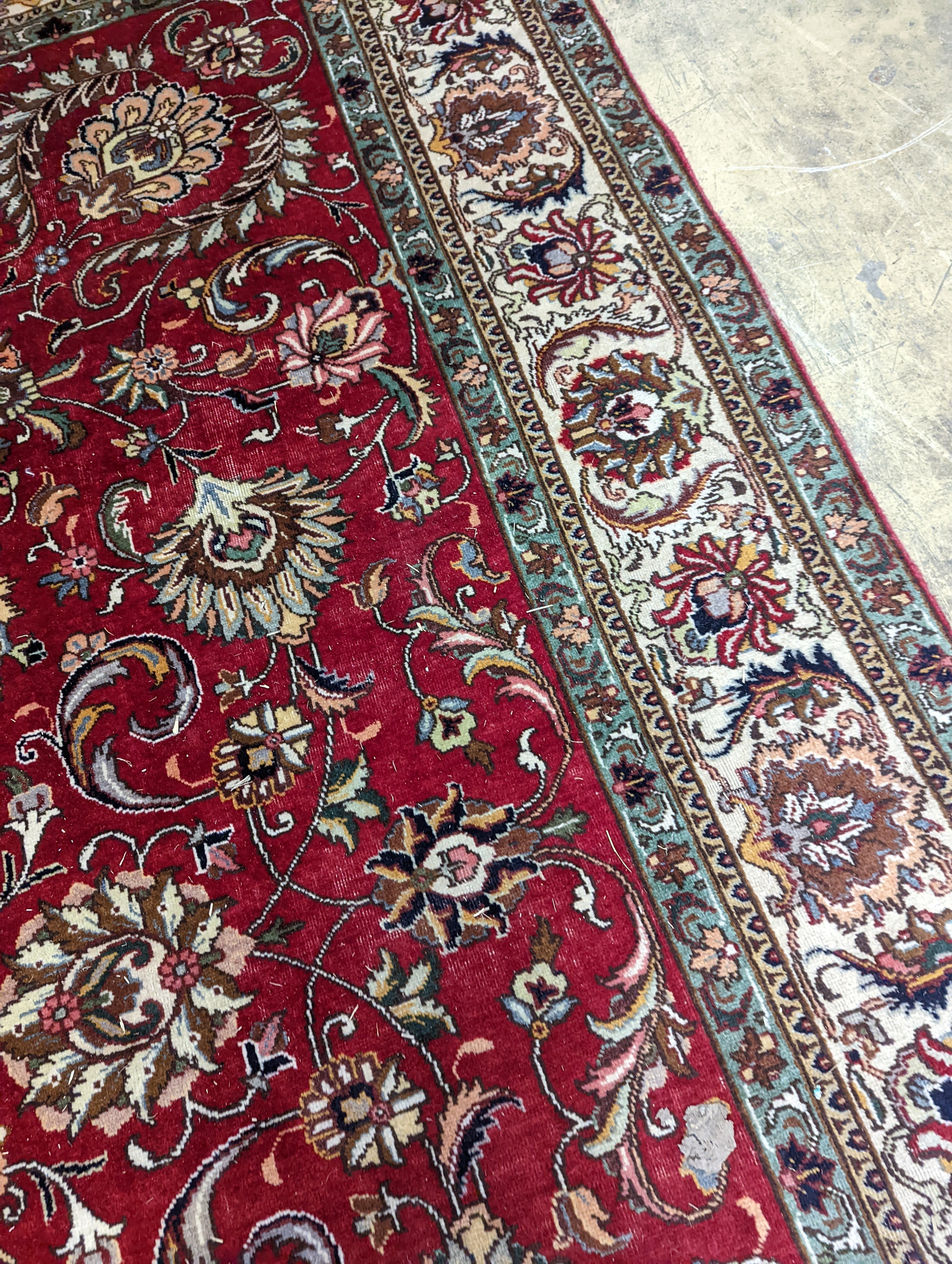 A Tabriz red ground carpet, 400 x 290cm - Image 4 of 13