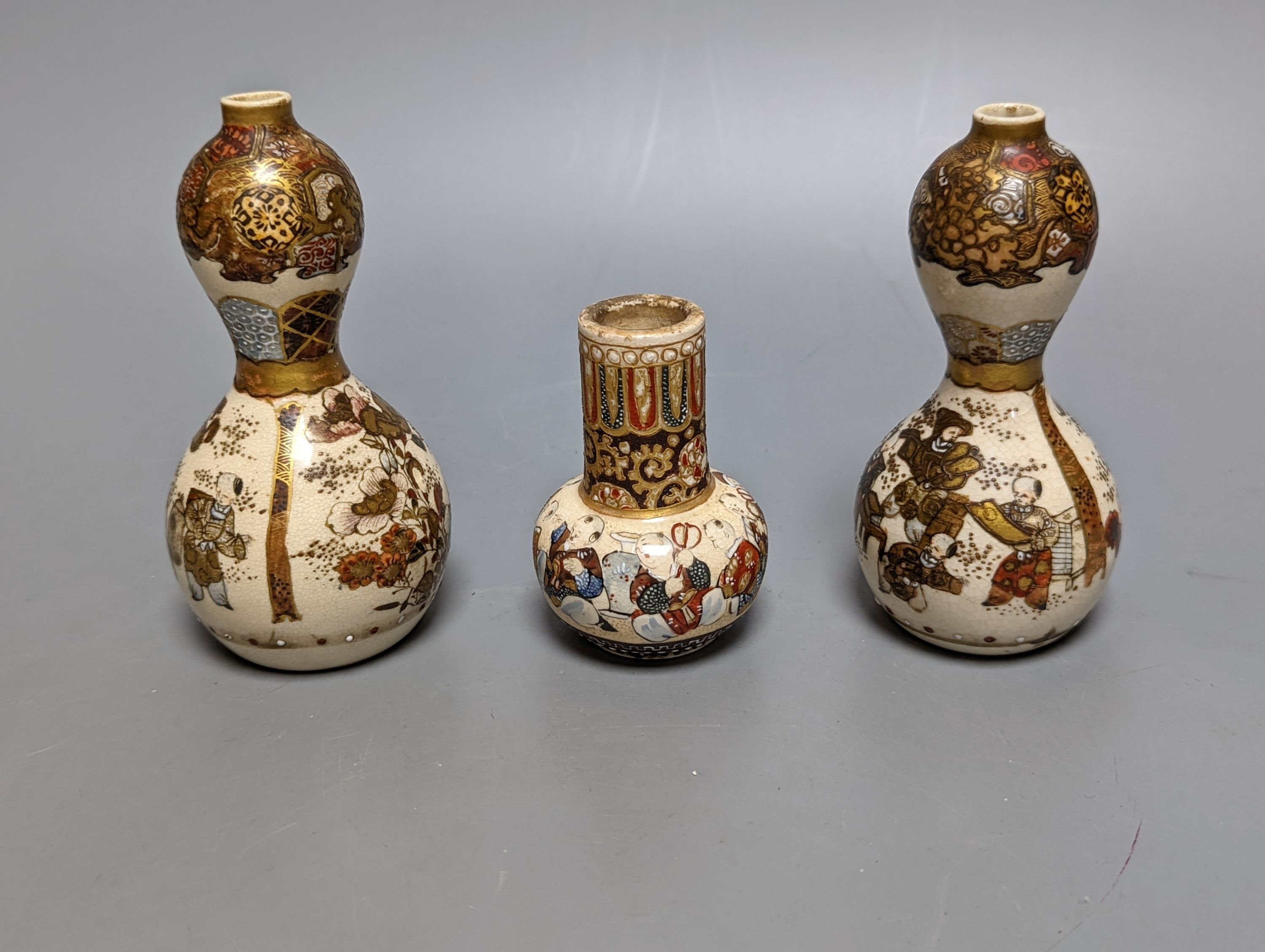 Three Japanese graduated porcelain miniature bowls, a pair of small Satsuma vases and another, - Image 7 of 10