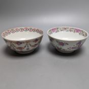 Two 18th/19th century Chinese famille rose bowls 14cm