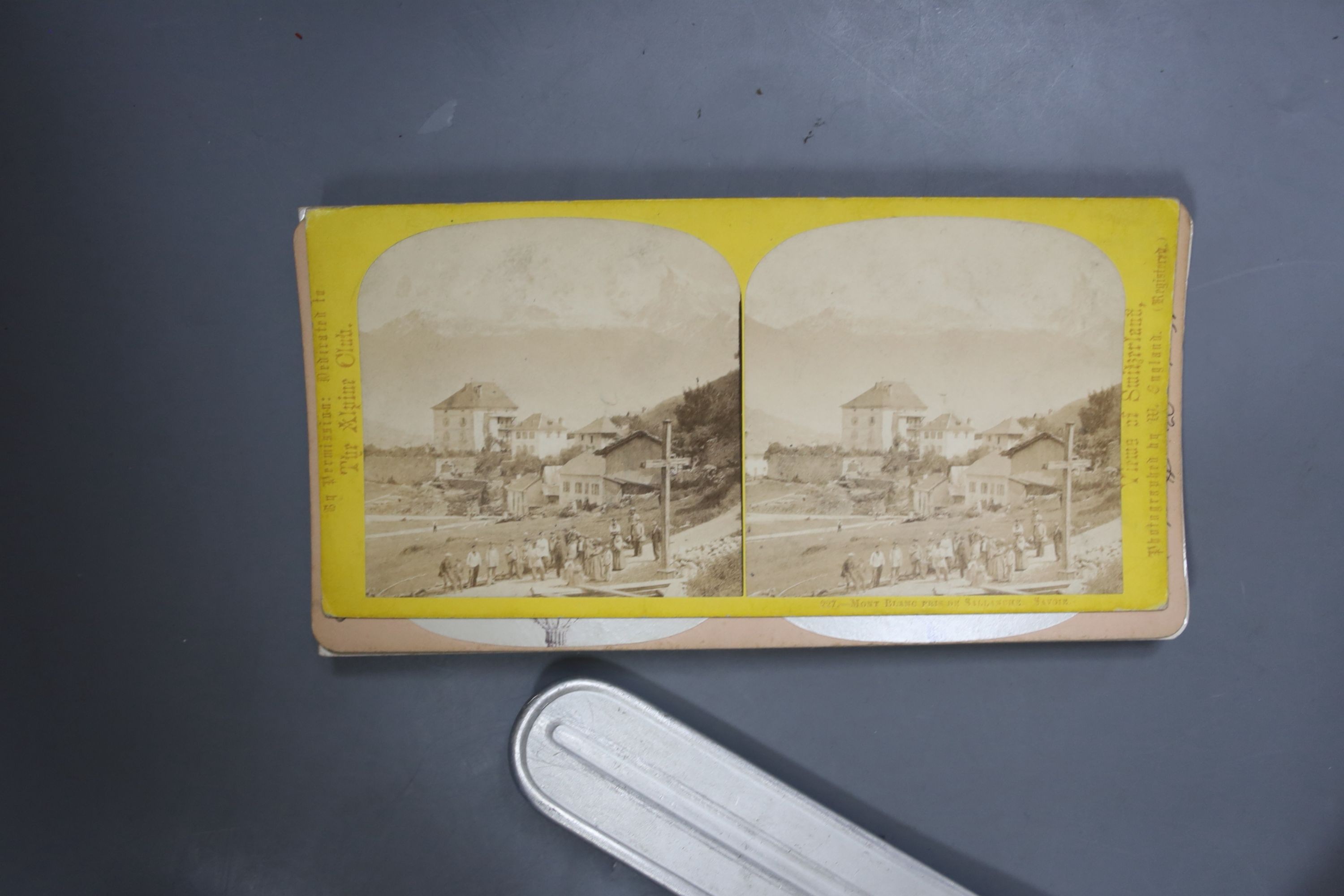 A boxed stereoscopic viewer and collection of cards,viewer 32 cms long. - Image 4 of 6