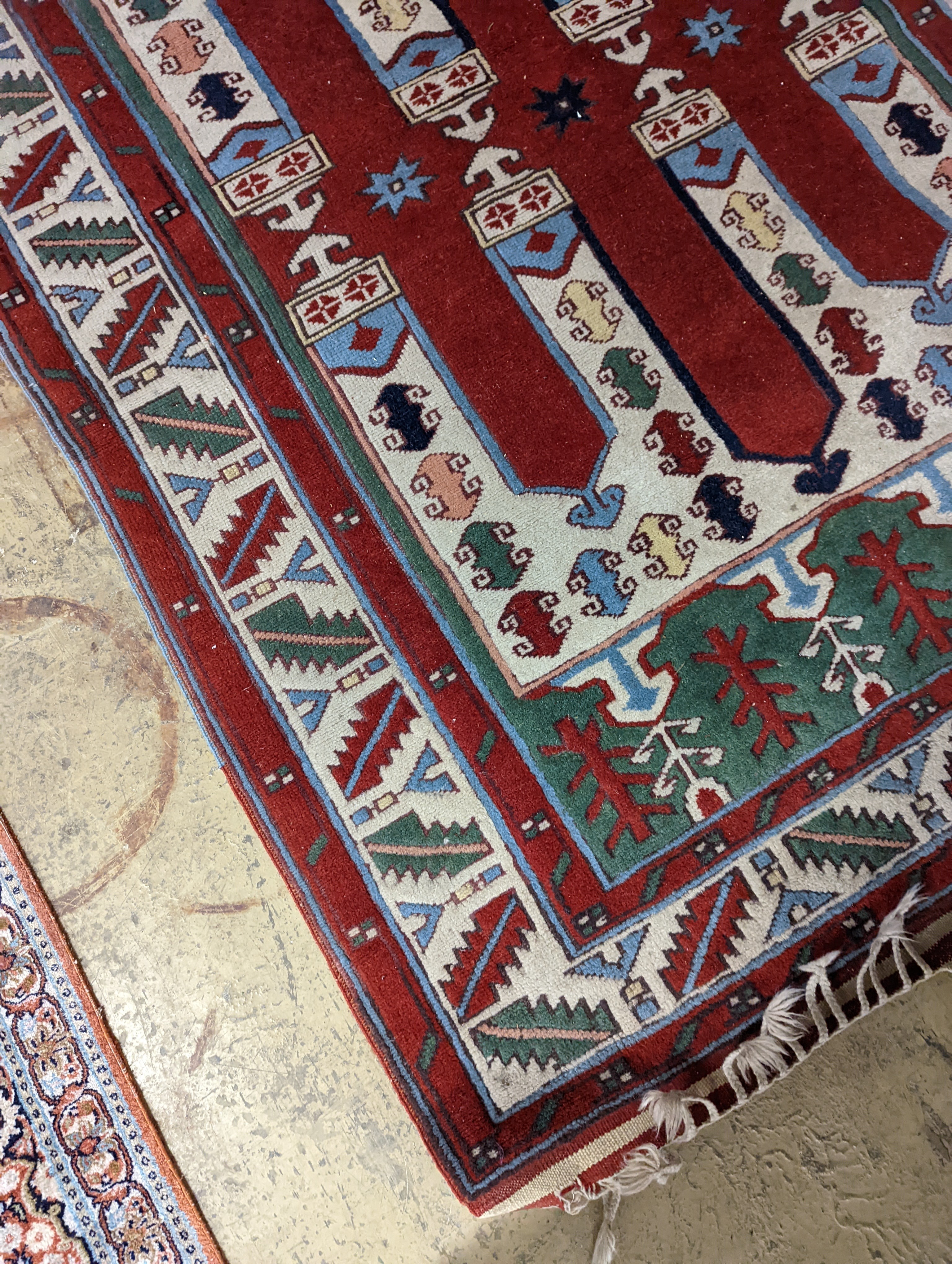 Two Turkish rugs and a Persian rugs. Largest, 284x172cm. - Image 16 of 20