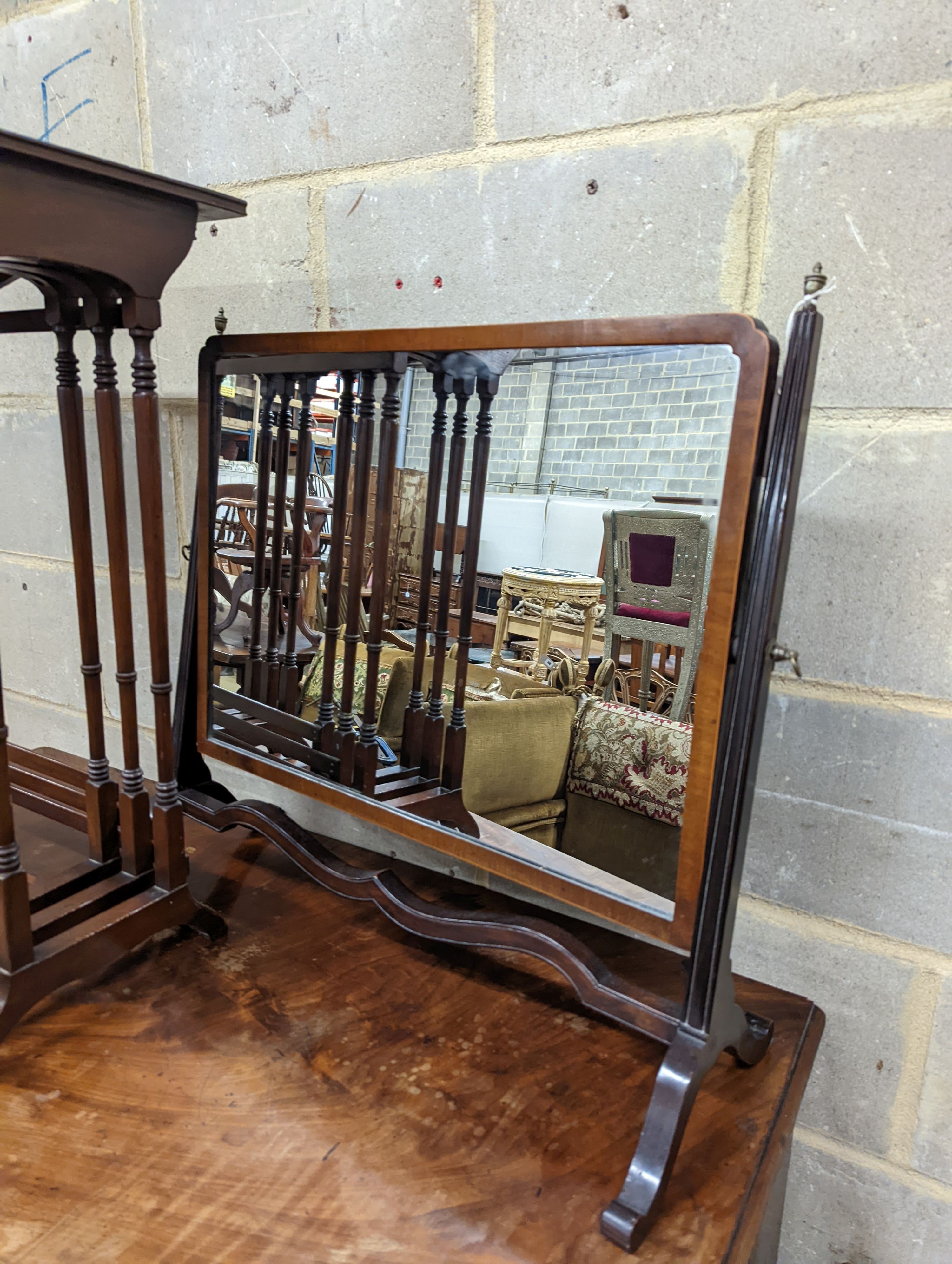 An Edwardian mahogany toilet mirror and a nest of tea tables. Tables measure - W-53cm, D-35cm, H- - Image 2 of 6