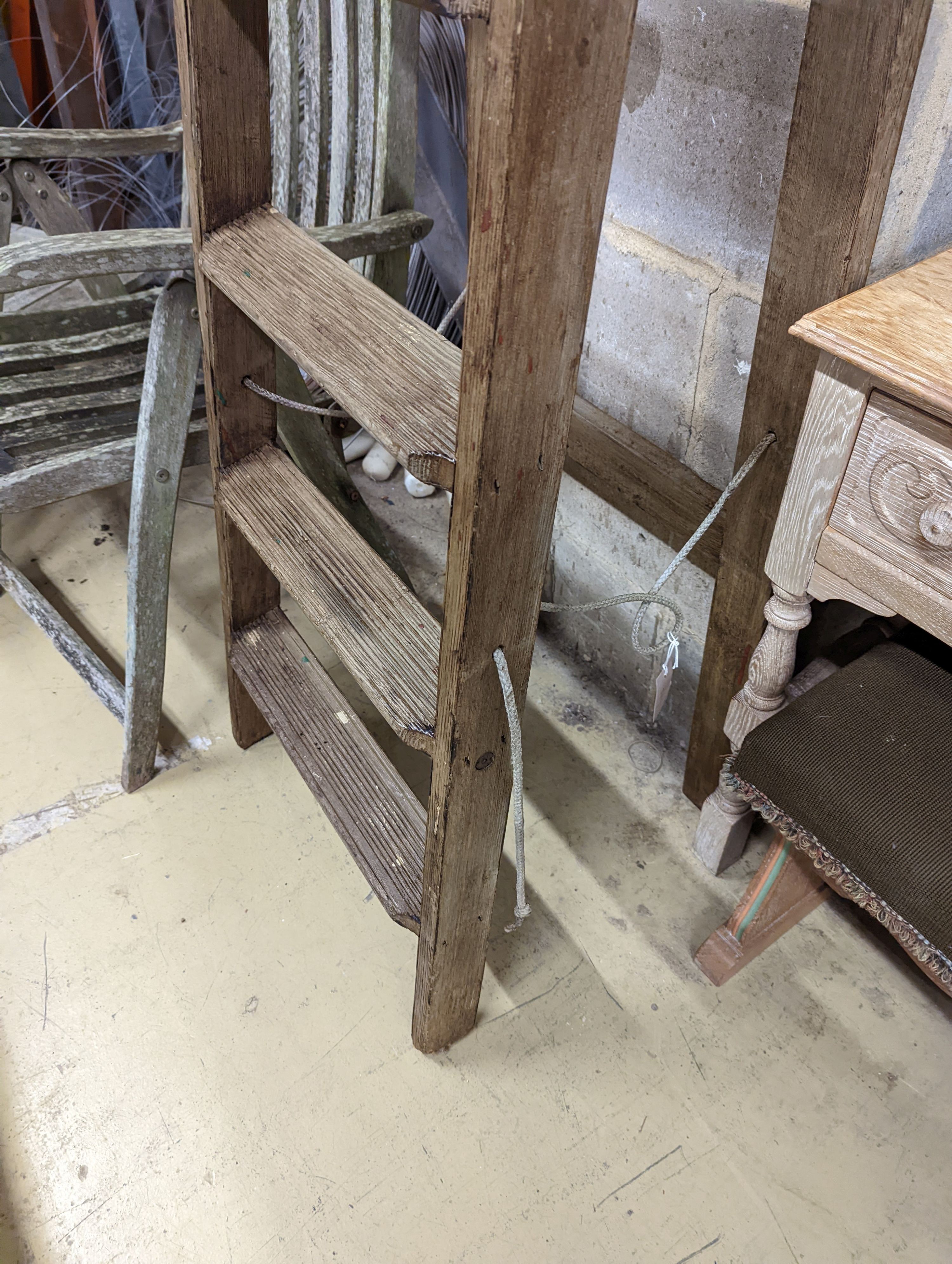 A vintage 8 tread wooden step ladder. H-224cm. - Image 4 of 4