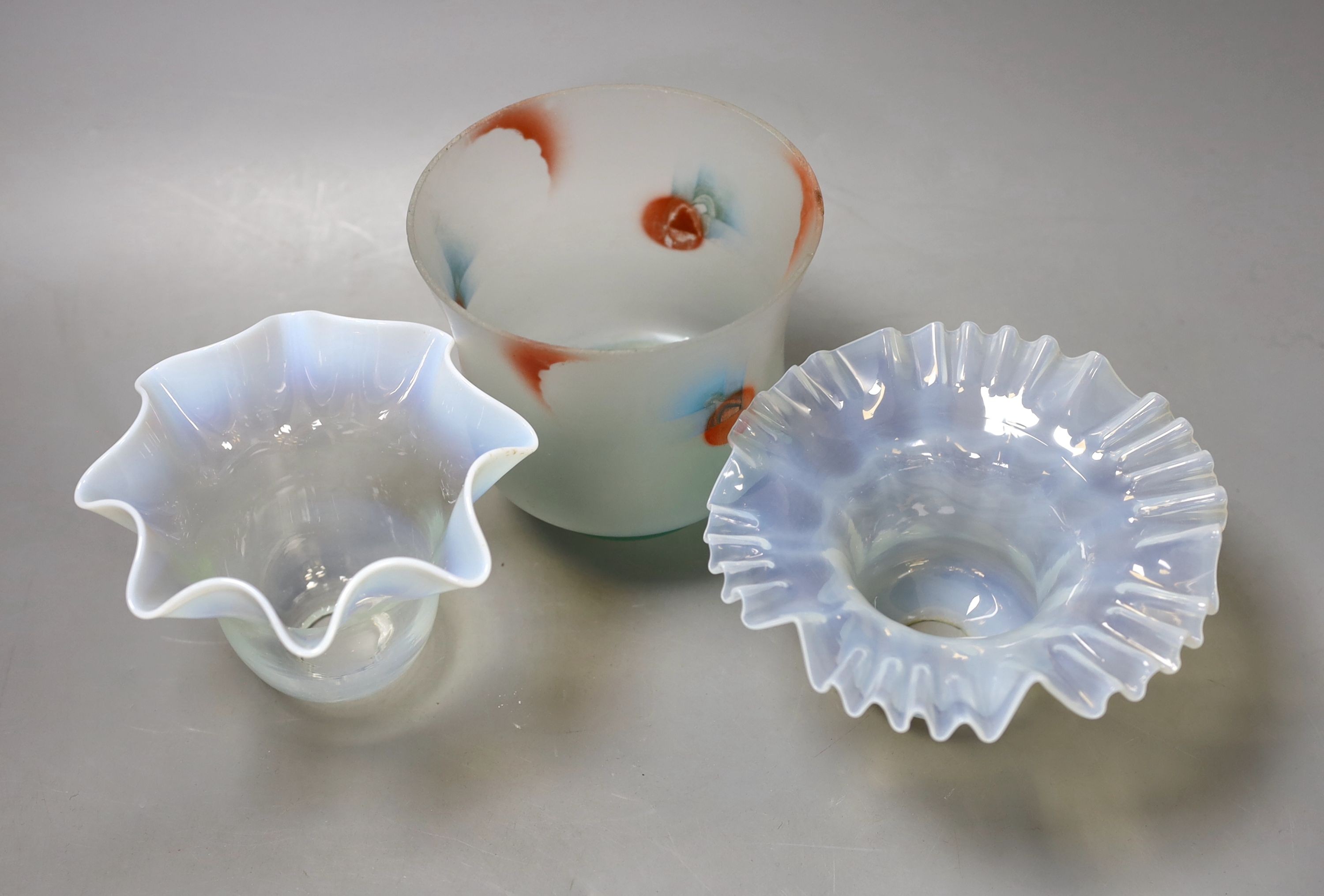 A pair of opalescent glass light shades, and a coloured light shade - Image 2 of 2