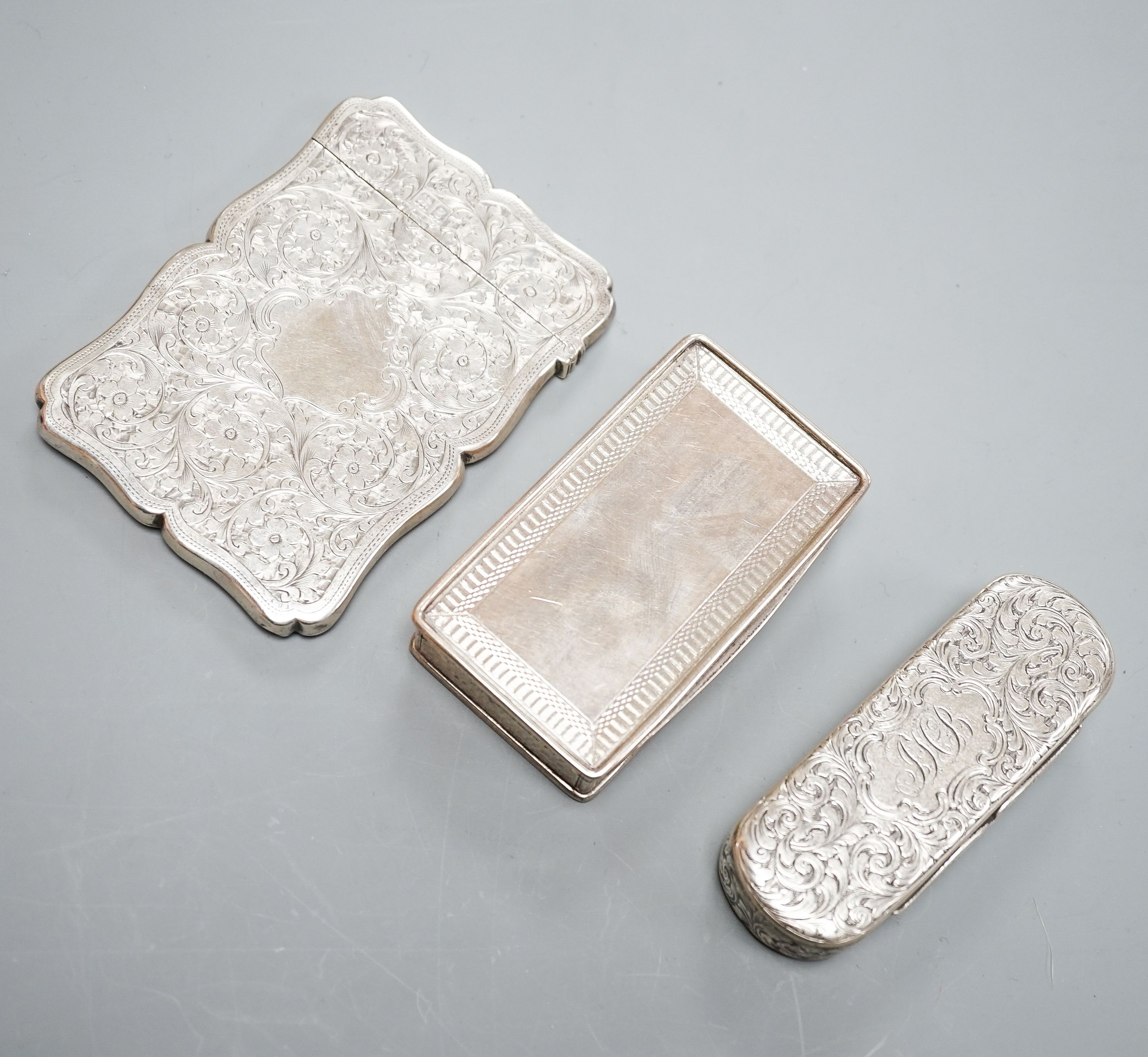 Two English silver snuff boxes, rectangular Birmingham, 1827, 81mm and Edward Smith oval,