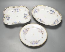 A Worcester Flight Barr and Barr part dessert set, c. 1825, comprising six shaped dessert dishes and