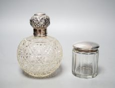 An Edwardian silver topped cut glass globular scent bottle, Birmingham, 1906, 15.3cm and a silver