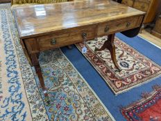 A Regency satinwood banded rosewood sofa table, width 101cm, depth 60cm, height 74cm
