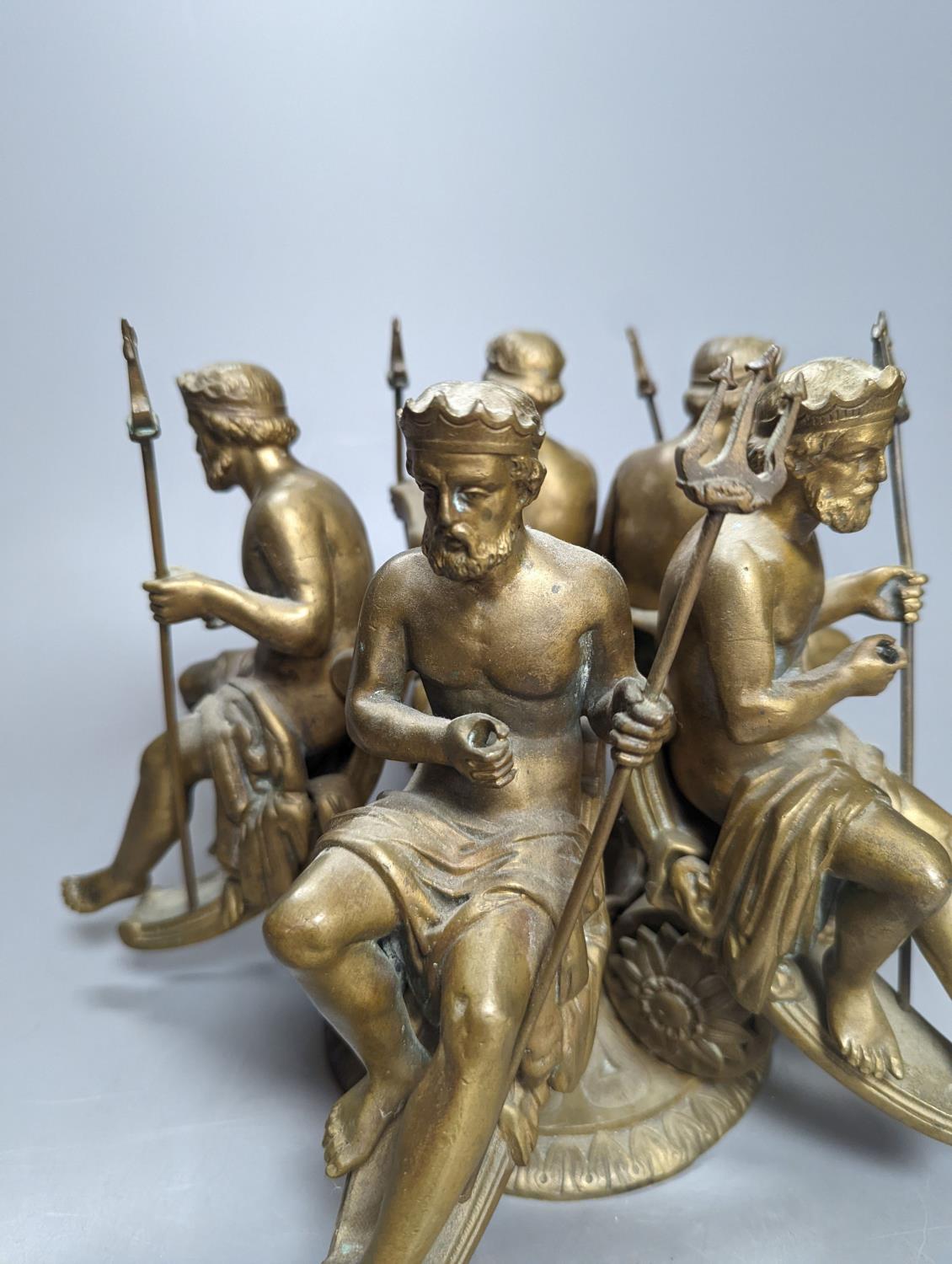 A cast bronze Neptune centrepiece, 20cm - Image 2 of 4