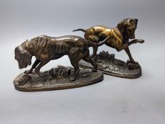 Two patinated spelter dogs 20cm