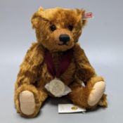 Danbury Mint 'Bear of the Year 2011' Steiff, 29 cms high.