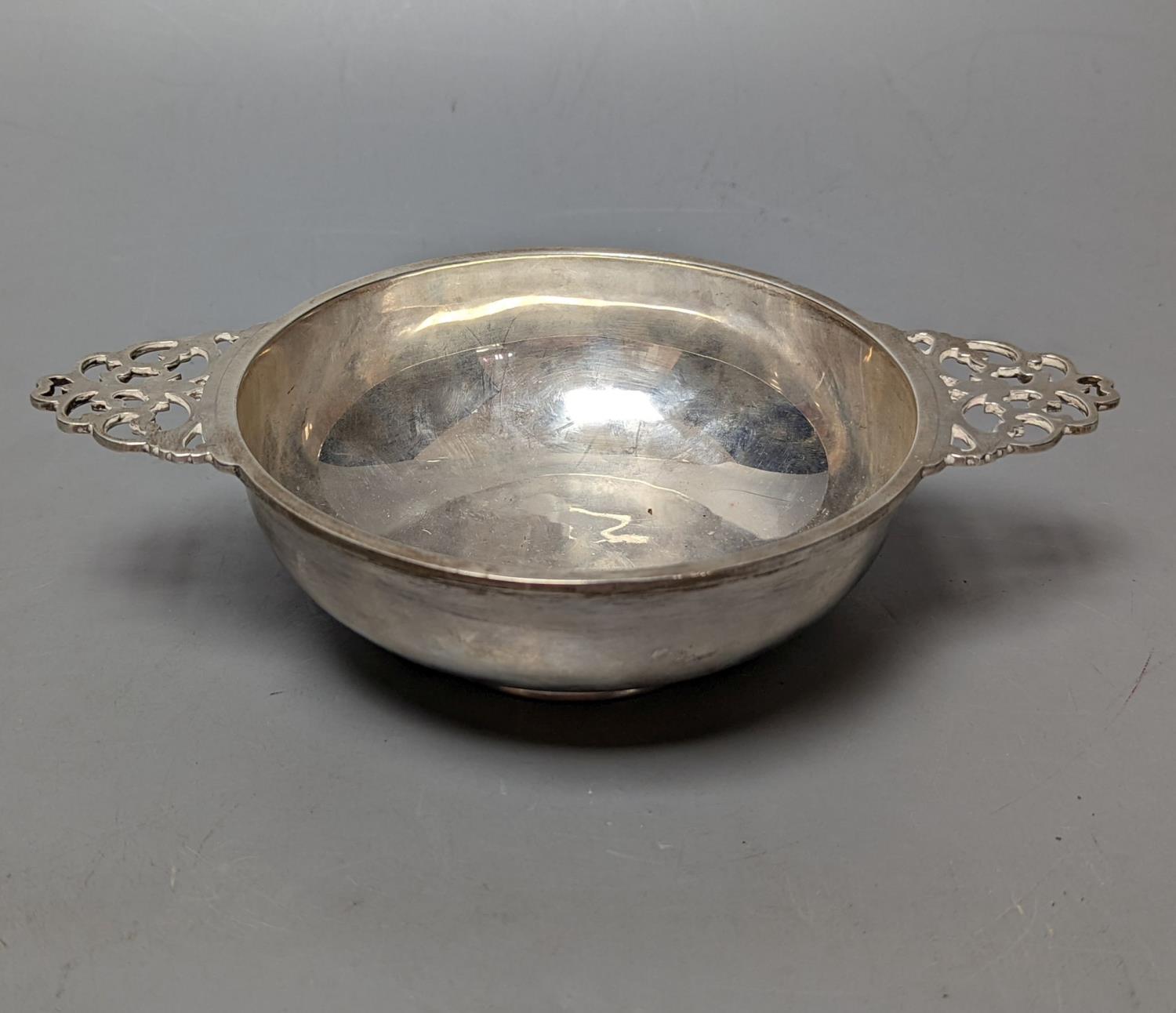 A George VI Scottish silver silver quaich, with pierced handles and engraved inscription, by H.D.