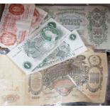 British and world coins, 18th-20th century, Victorian farthings, Russian banknotes etc.