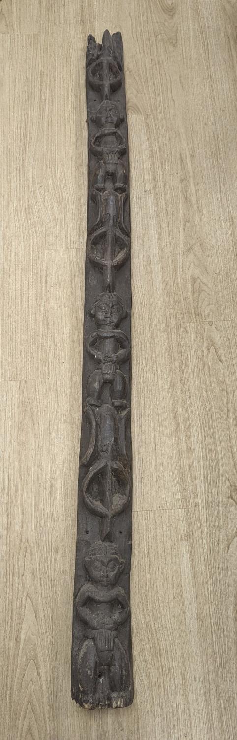 A large African carved totum 188cm