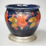 A Moorcroft jardiniere, on hammered pewter plinth, 22cm