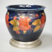 A Moorcroft jardiniere, on hammered pewter plinth, 22cm