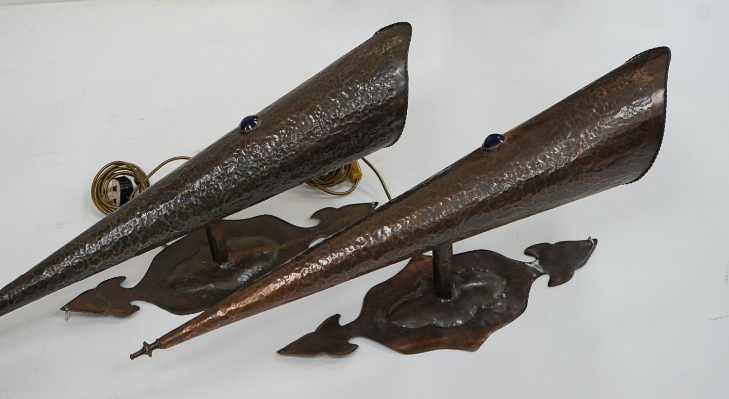 A large pair of Arts & Crafts-style hammered copper wall lights, 85.5cm - Image 2 of 2