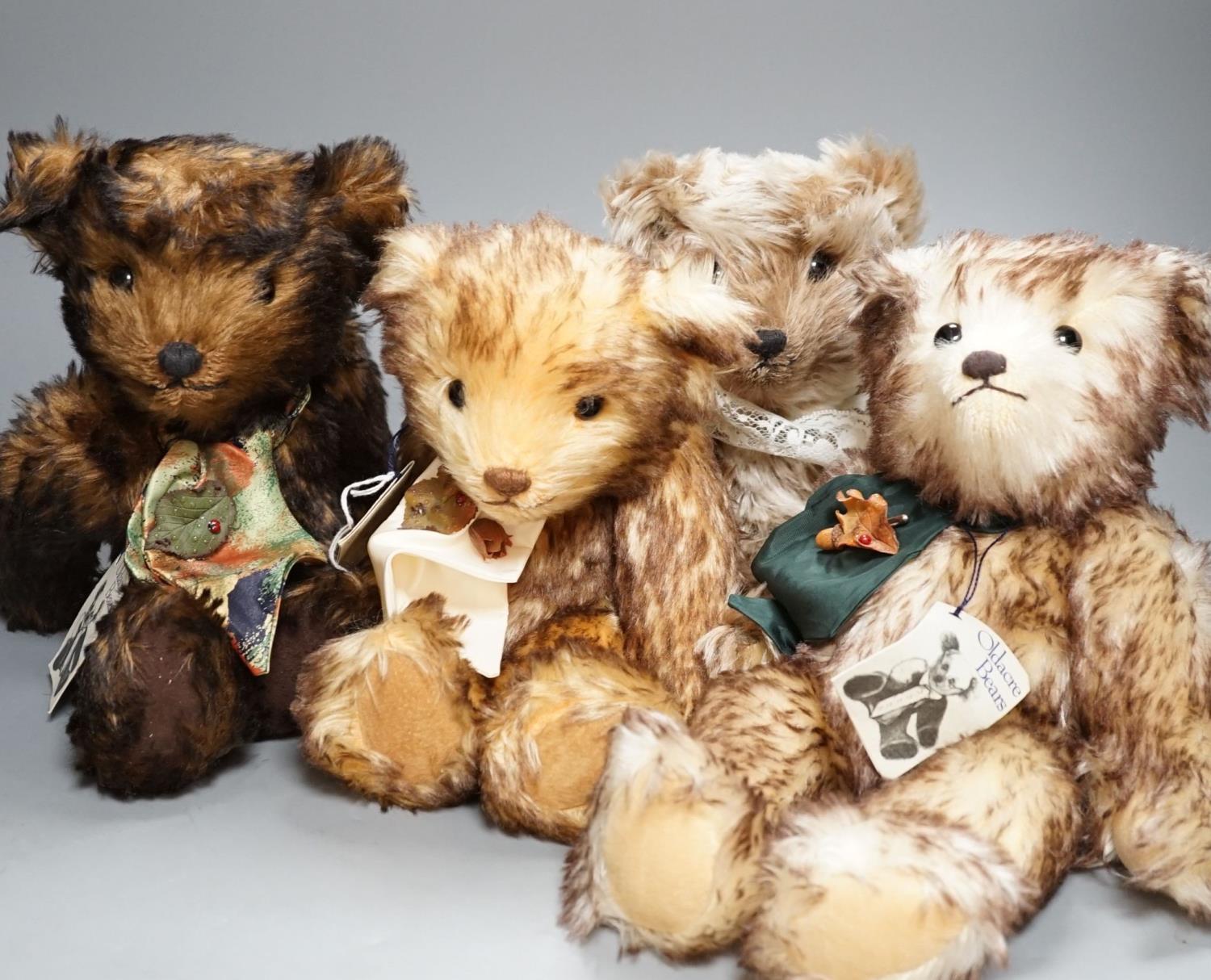 Four Oldachre bears