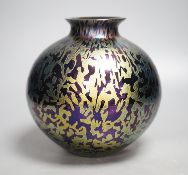 A Royal Brierley studio glass vase, 20cm