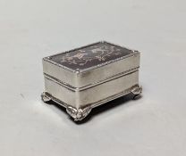 A small Edwardian silver and tortoiseshell pique trinket box, William Comyns, Birmingham, 1908,