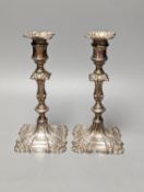 A pair of Victorian silver candlesticks by John Knowles & Sons, Sheffield, 1862, height 23cm,