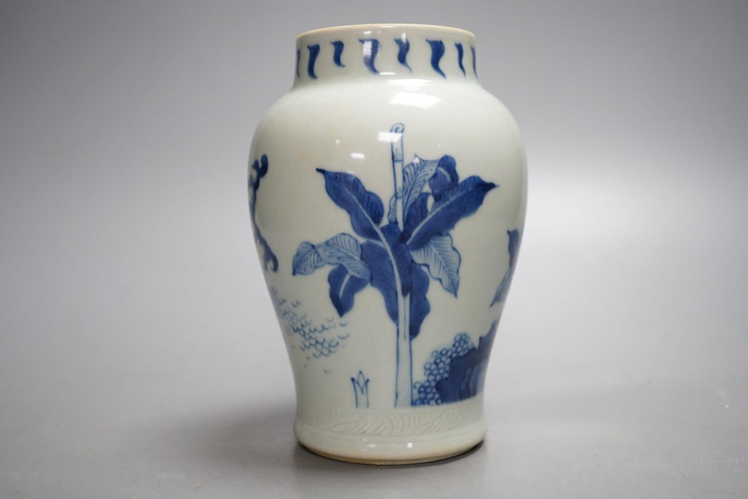 A 19th century Chinese blue and white vase, 16cm - Image 3 of 5
