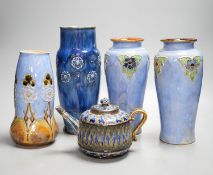 A Doulton teapot and four Doulton vases, 26cm