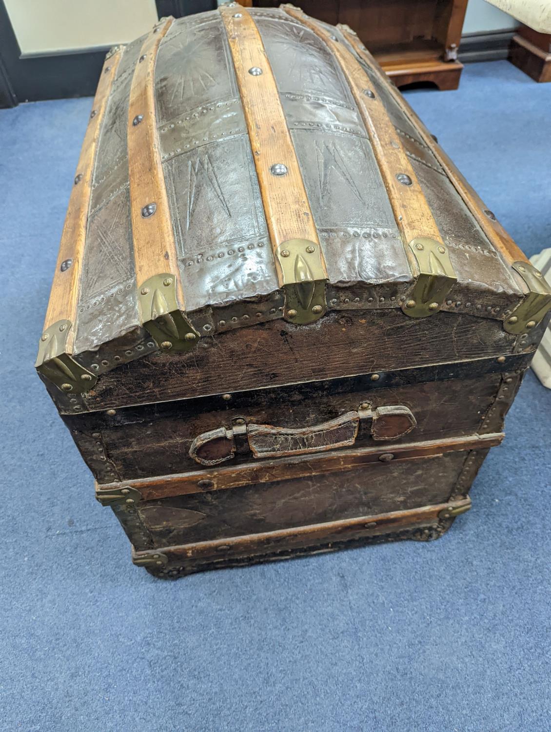 A Victorian leather bound dome top trunk, length 88cm, depth 50cm, height 60cm - Image 4 of 4