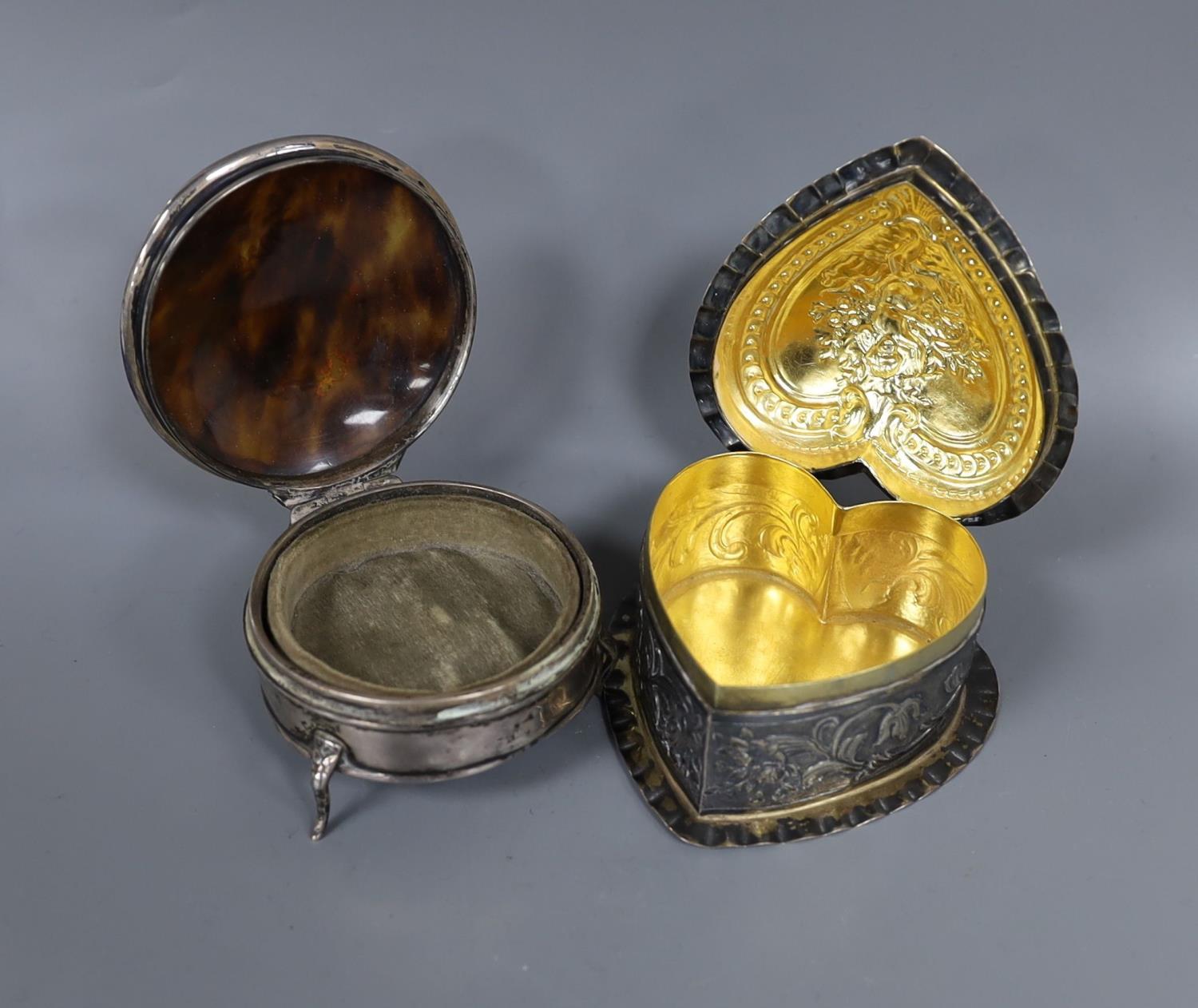 A George V silver and tortoiseshell pique circular trinket box, 71mm and a late Victorian embossed - Image 3 of 4