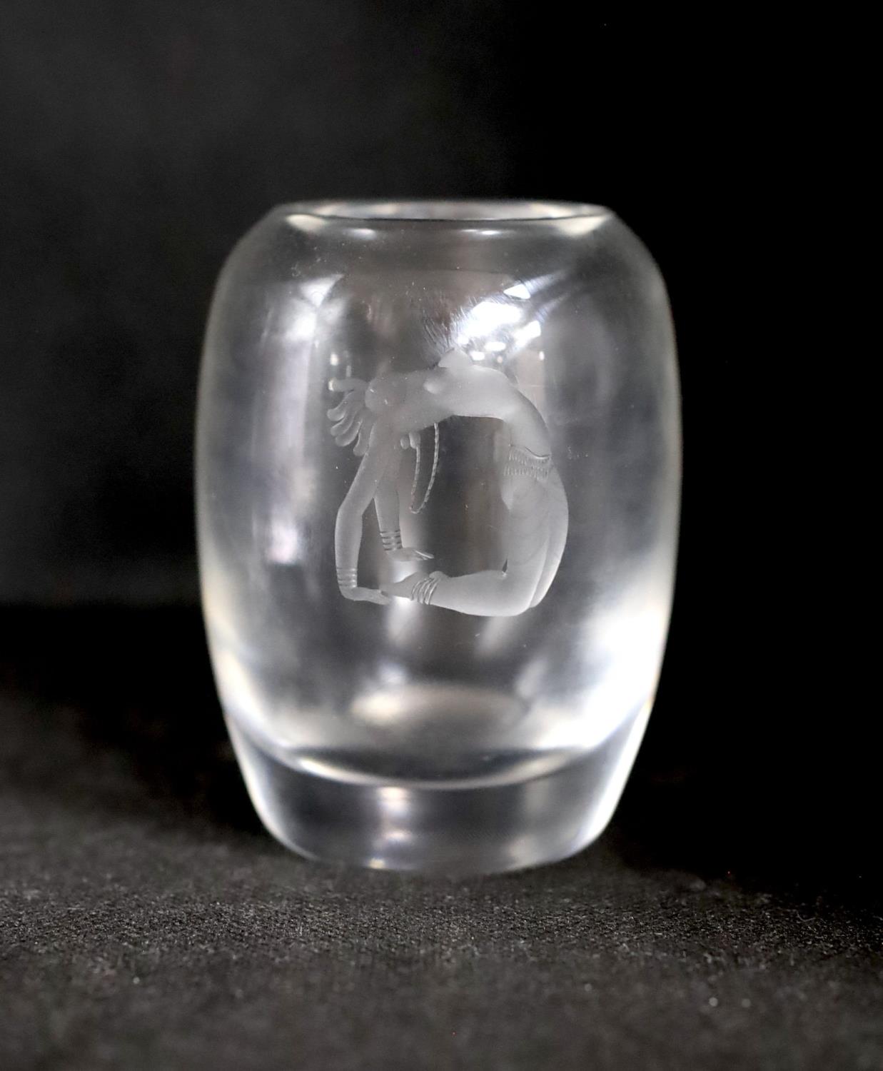A small Orrefors engraved glass vase, signed Gate, 9cm