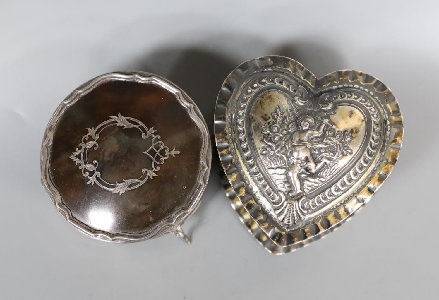 A George V silver and tortoiseshell pique circular trinket box, 71mm and a late Victorian embossed - Image 2 of 4