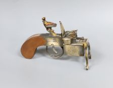 A Dunhill ‘Tinder Pistol’ table lighter, 15cm