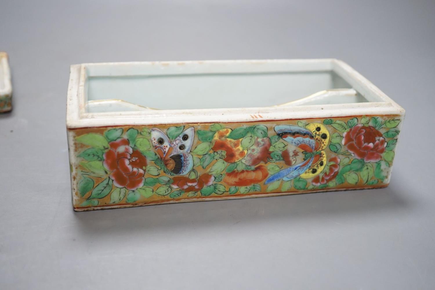 A Canton famille rose pen box, restored, 19cm - Image 7 of 11