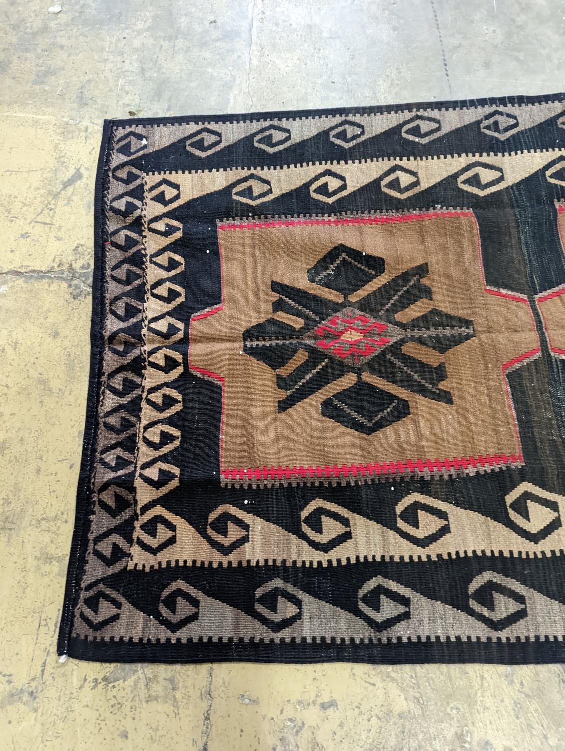 A vintage Anatolian Kelim, approx. 350 x 150cm - Image 5 of 6