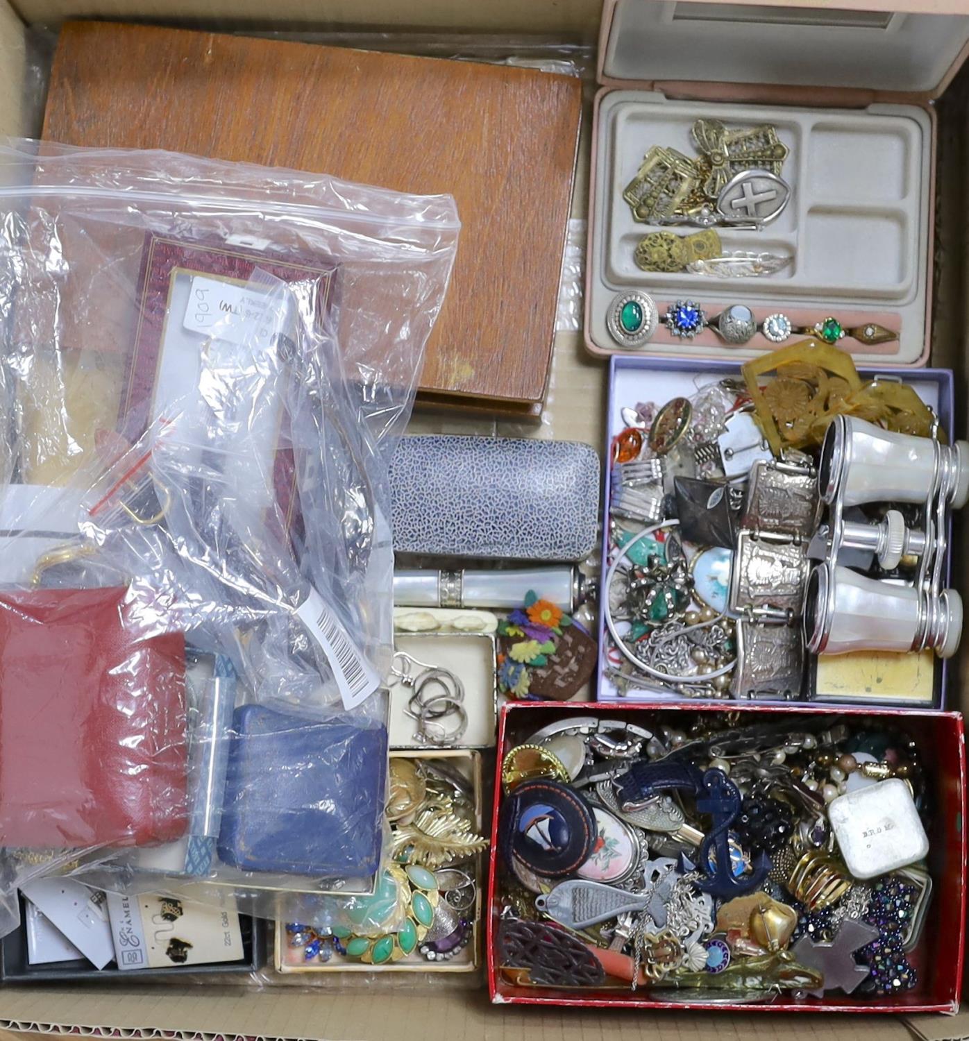 A quantity of assorted costume jewellery, sterling, silver, white metal and other items including