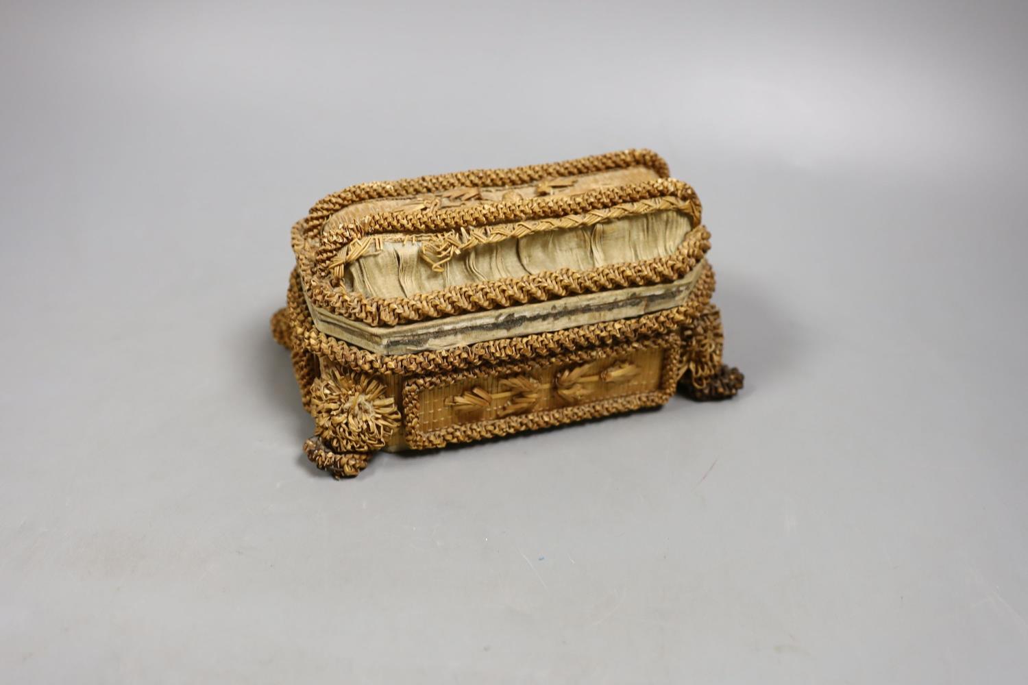 A small 19th century straw work casket.17cms wide x 9cms high. - Image 3 of 5