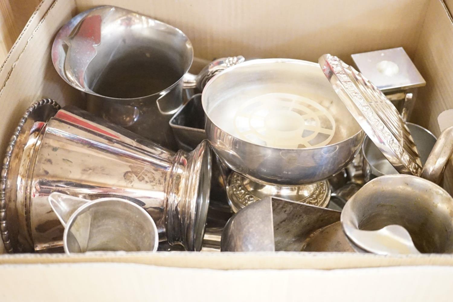 A large quantity of silver plated ware - Image 4 of 5
