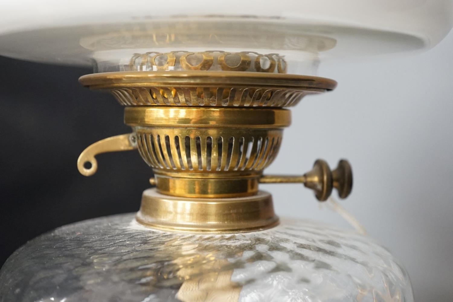 A brass oil lamp with opaque shade 60cm total height - Image 4 of 5