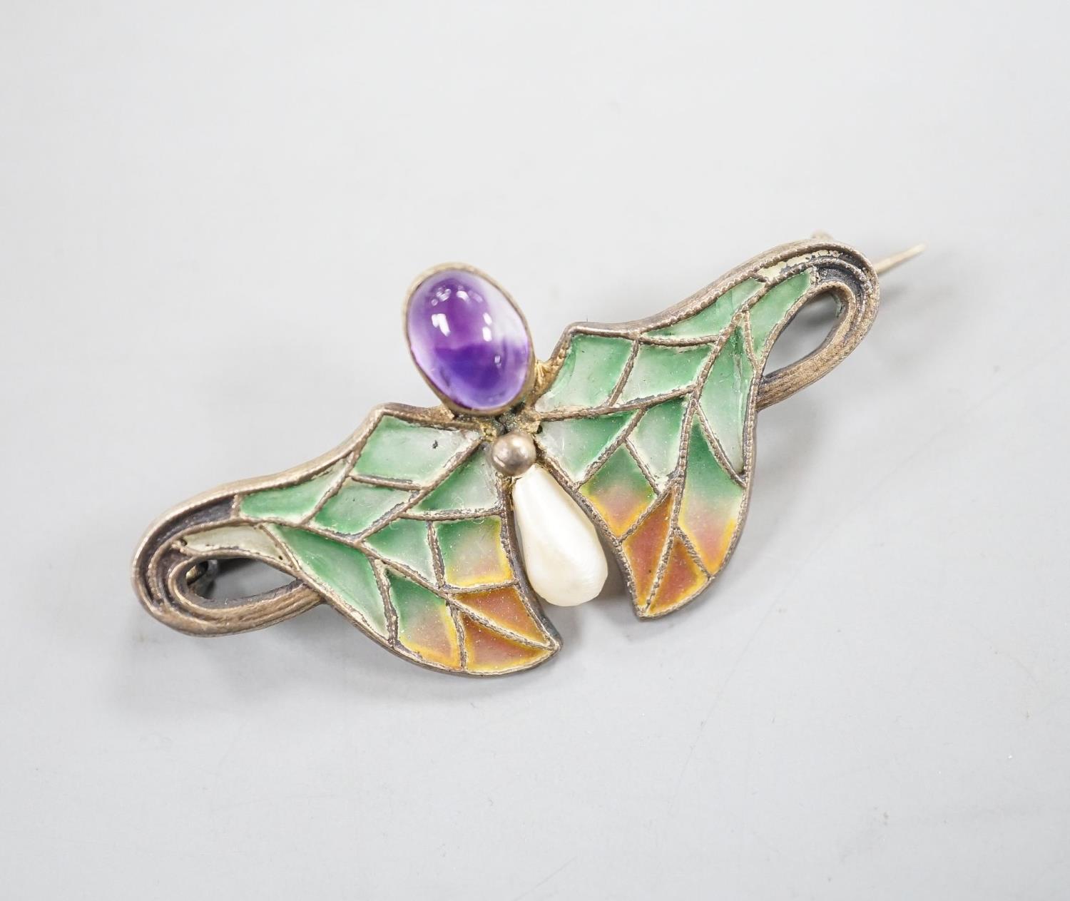 An Art Nouveau continental 900 standard gilt white metal, cabochon amethyst, baroque pearl and