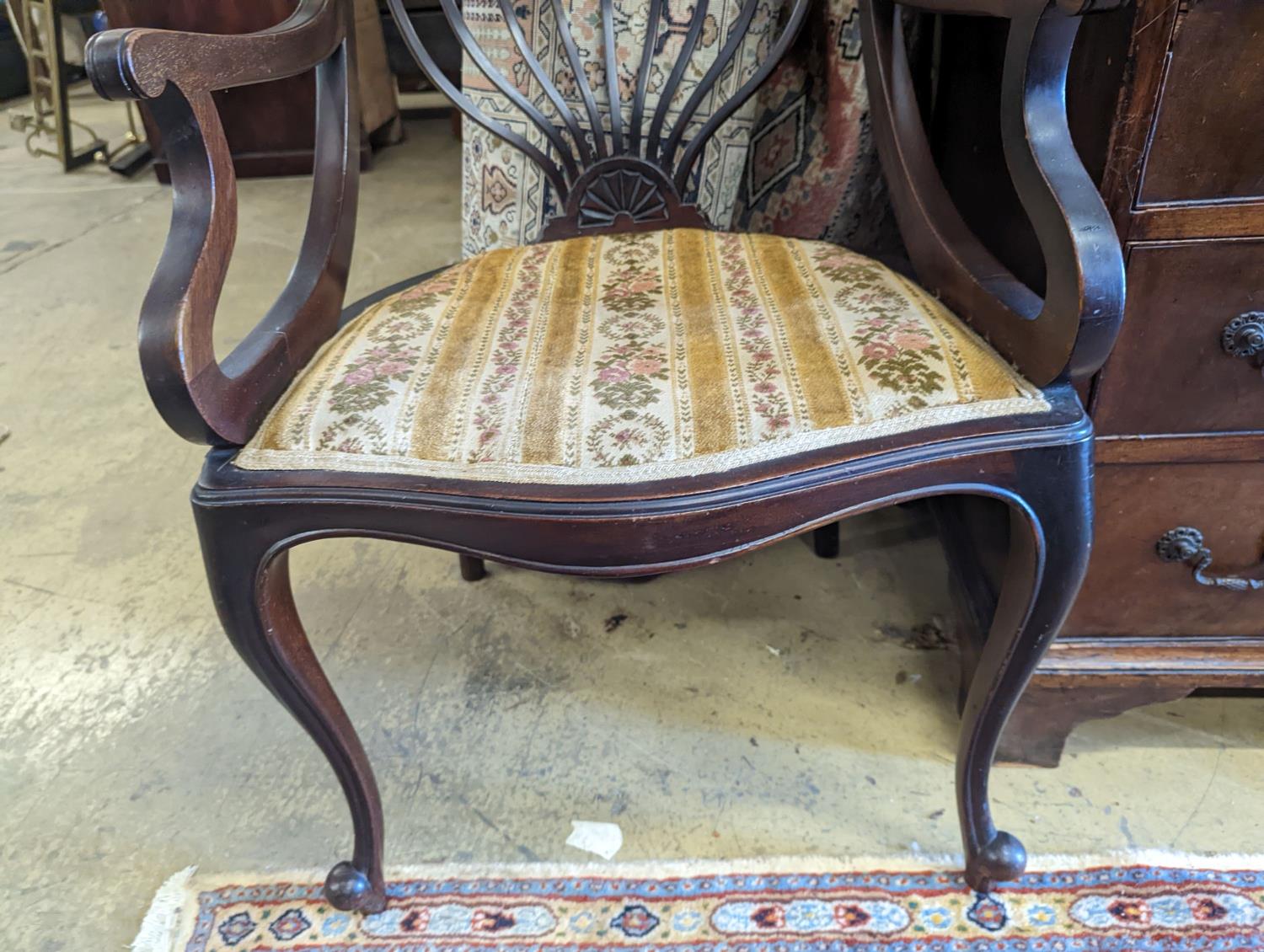 A late Victorian carved mahogany elbow chair - Image 4 of 5