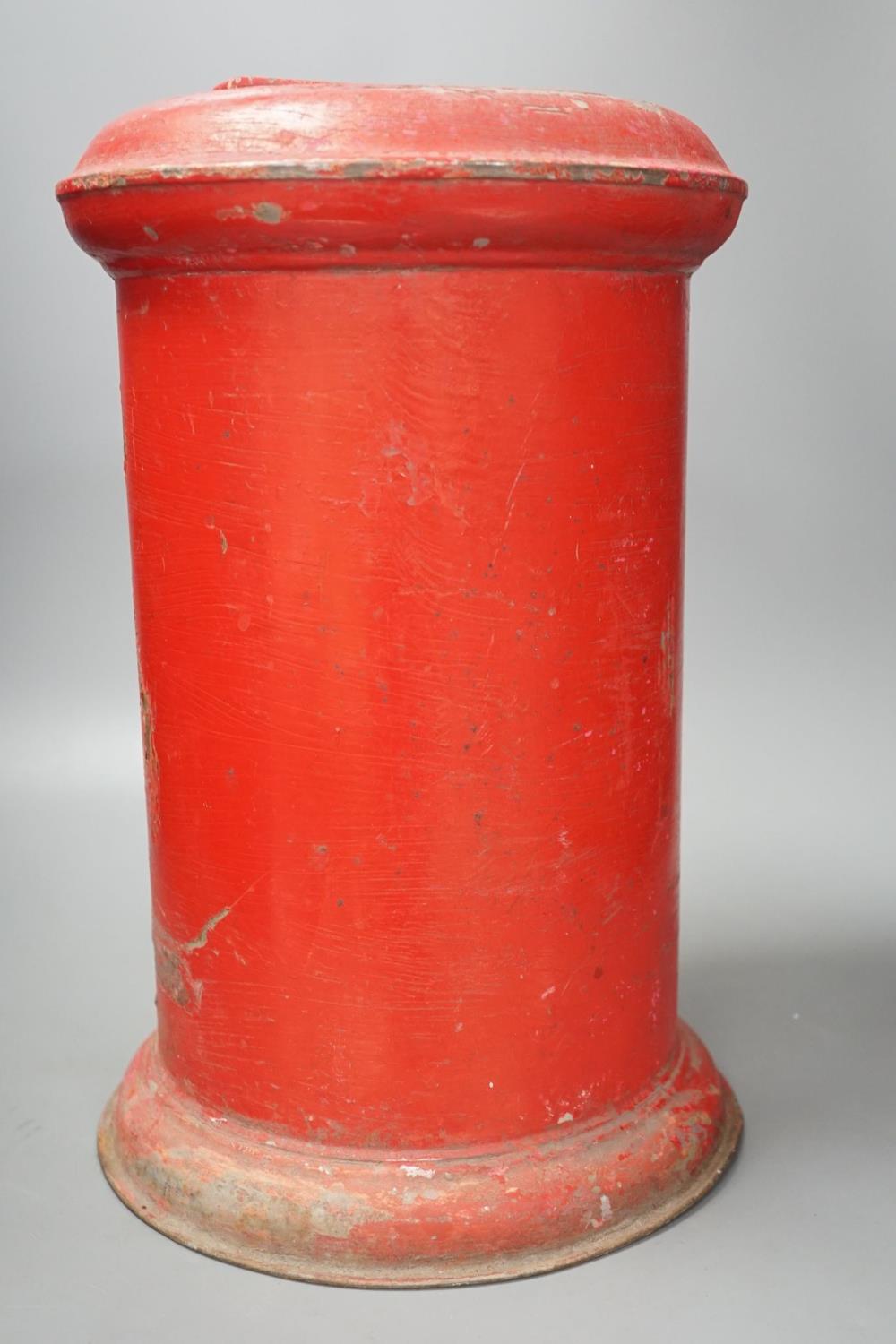 A painted metal country house post box 40cm - Image 3 of 6