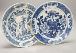 Two 19th century Chinese blue and white dishes 30cm