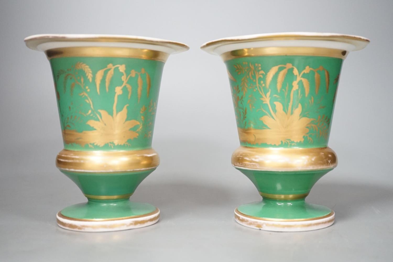 A pair of Continental porcelain spill vases 13cm - Image 2 of 5