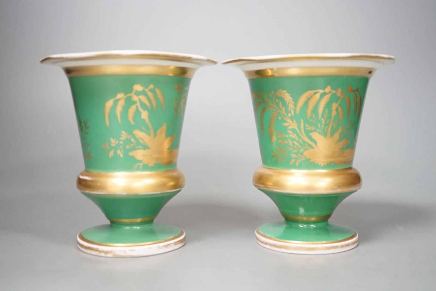 A pair of Continental porcelain spill vases 13cm - Image 3 of 5