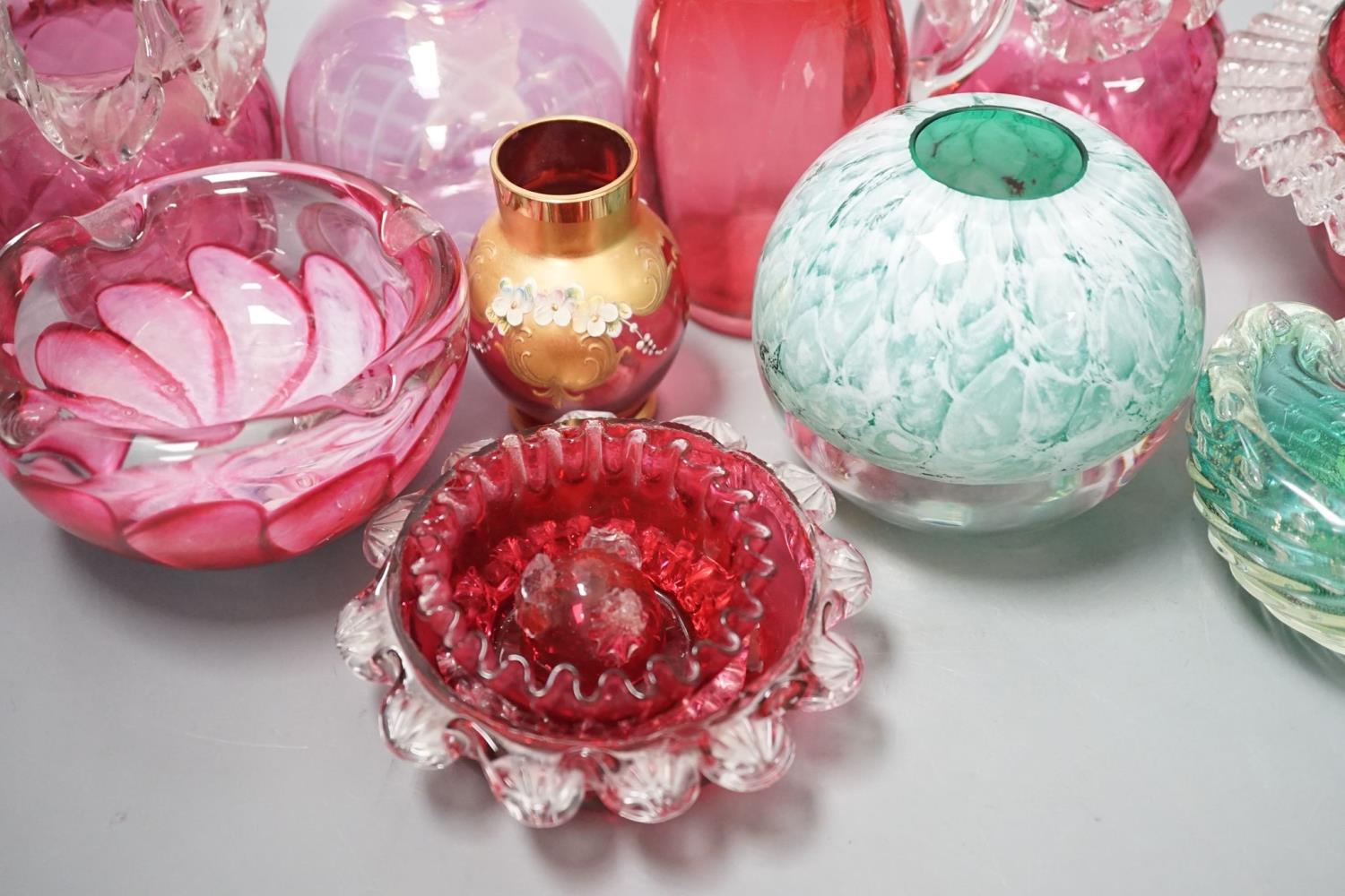 A group of small Cranberry and green glass vases, bowls etc. (12) - Image 3 of 6